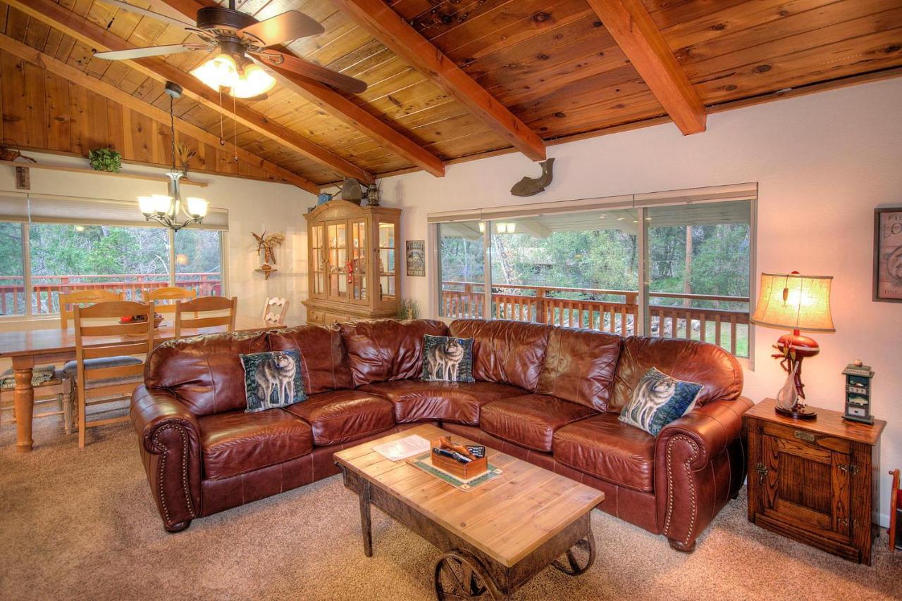 Sierra Springs Villa Oakhurst Dış mekan fotoğraf