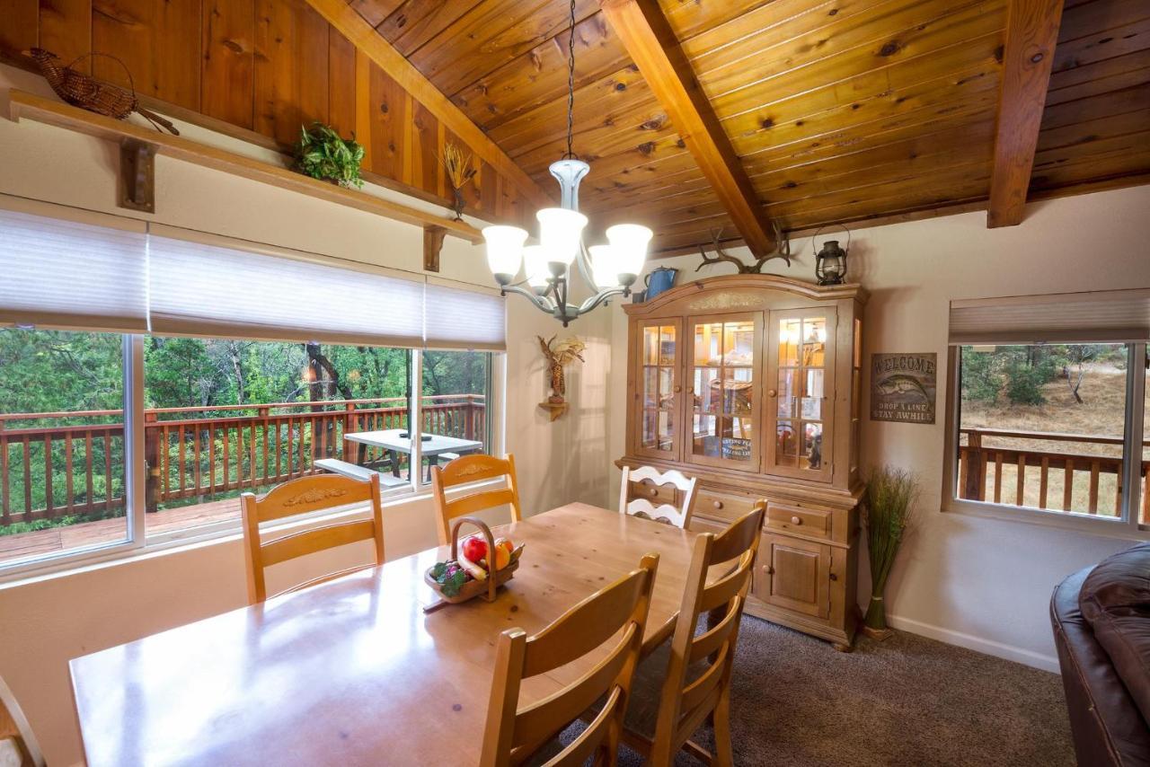 Sierra Springs Villa Oakhurst Dış mekan fotoğraf