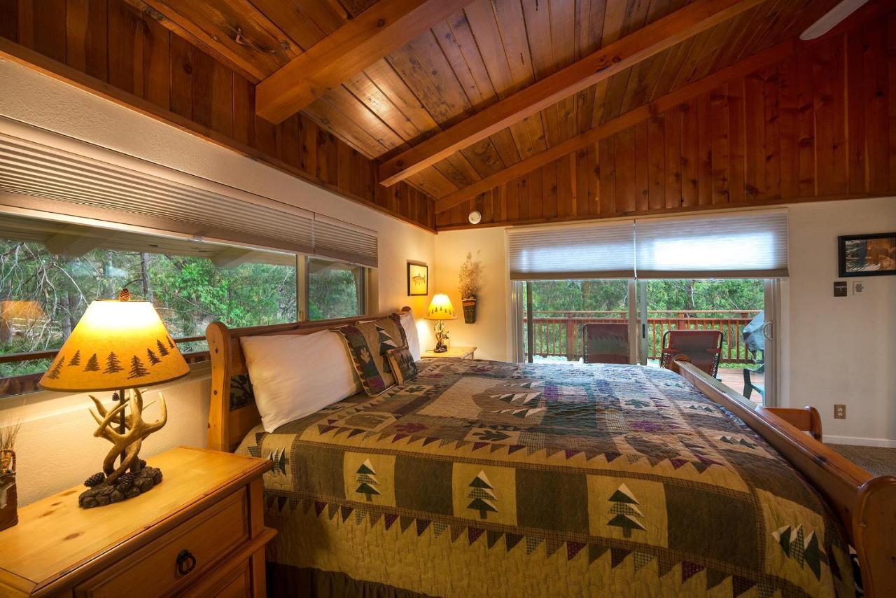Sierra Springs Villa Oakhurst Dış mekan fotoğraf