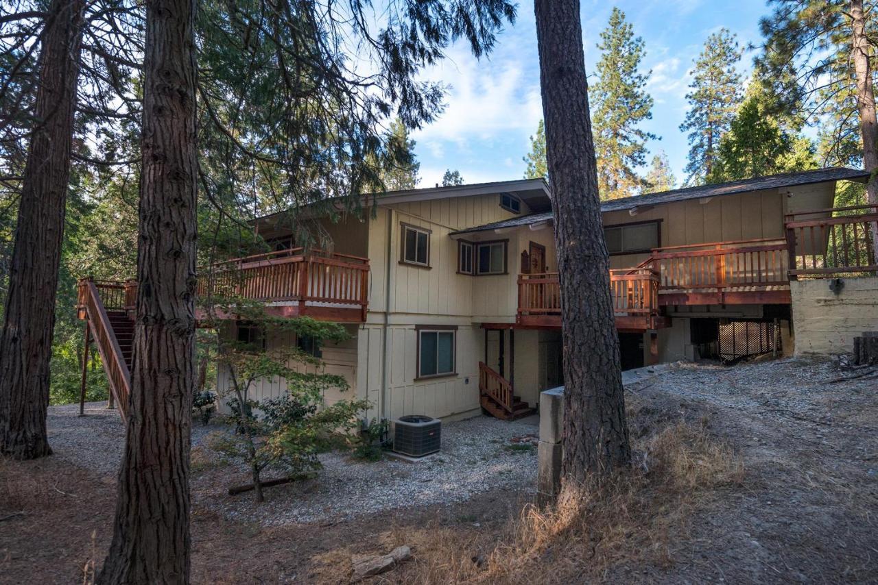 Sierra Springs Villa Oakhurst Dış mekan fotoğraf