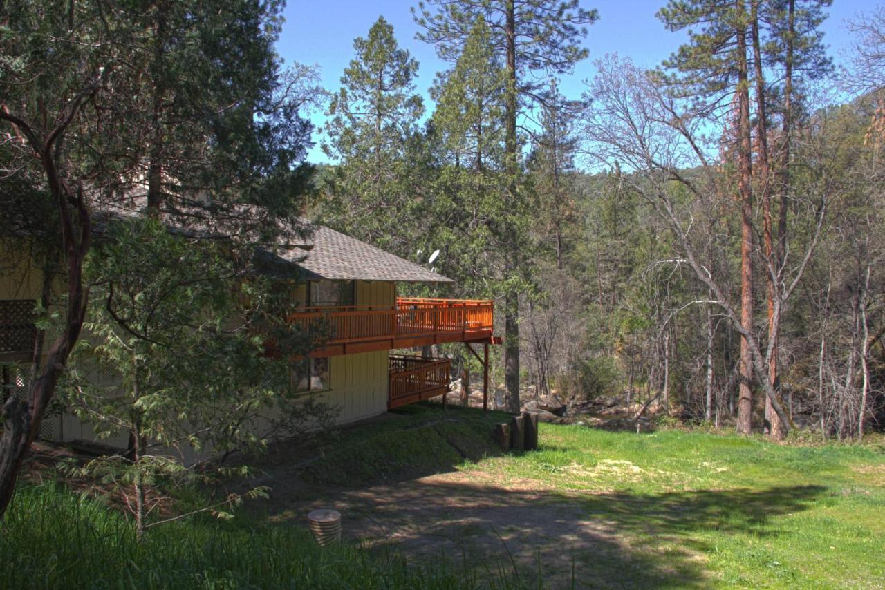 Sierra Springs Villa Oakhurst Dış mekan fotoğraf